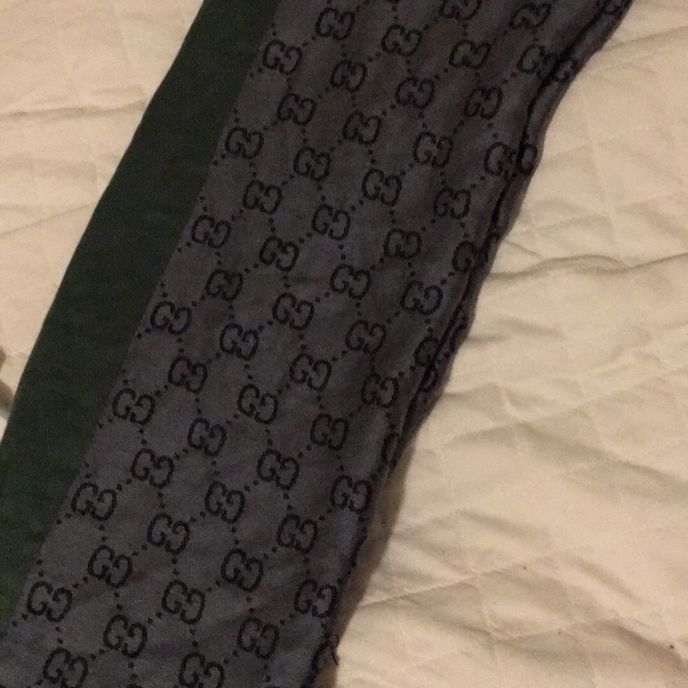 Gucci Scarf - Picture 3 of 3